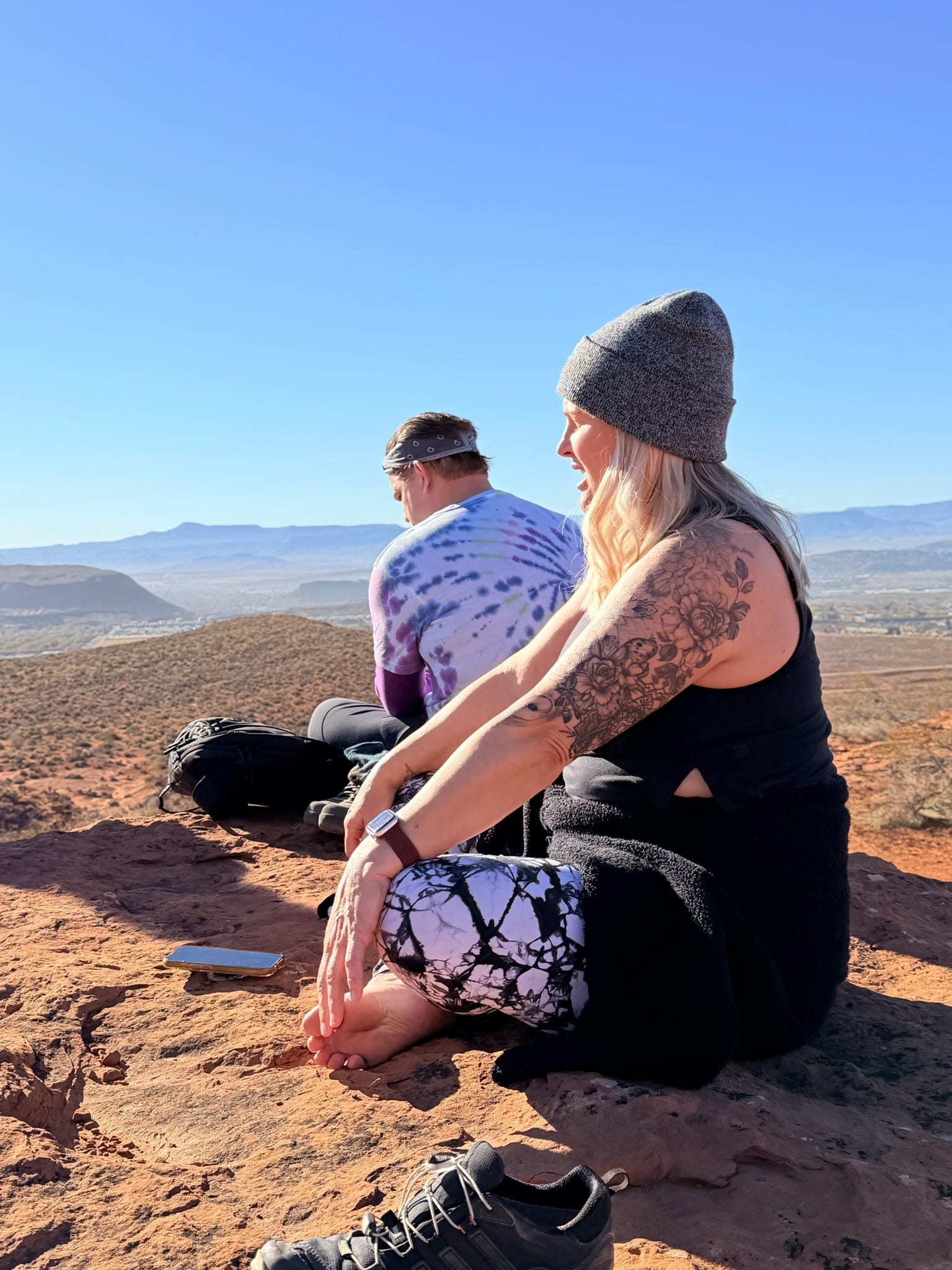 Group community healing experience at The Bridge Health Recovery Center, New Harmony Utah — 21-day wellness retreat
