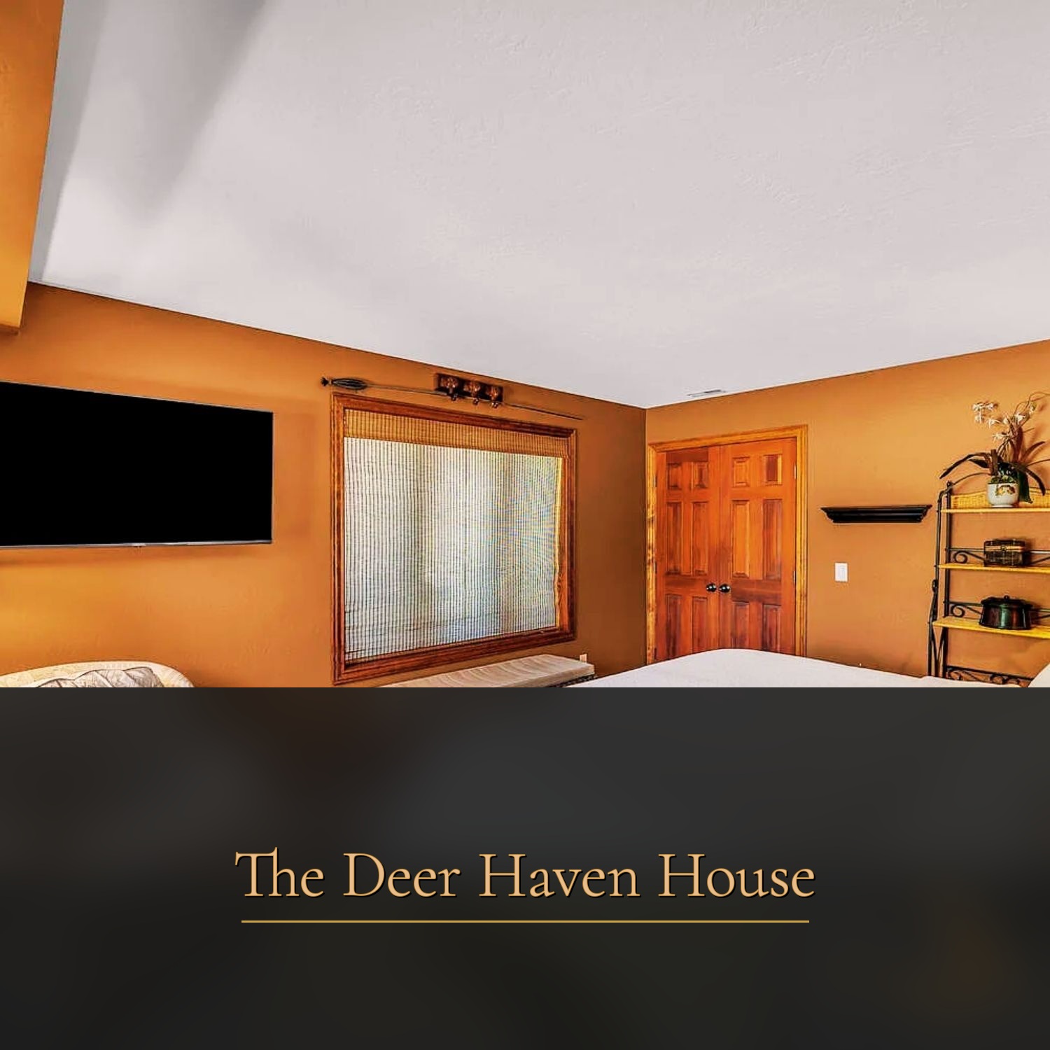Detached private suite bedroom at Deer Haven House